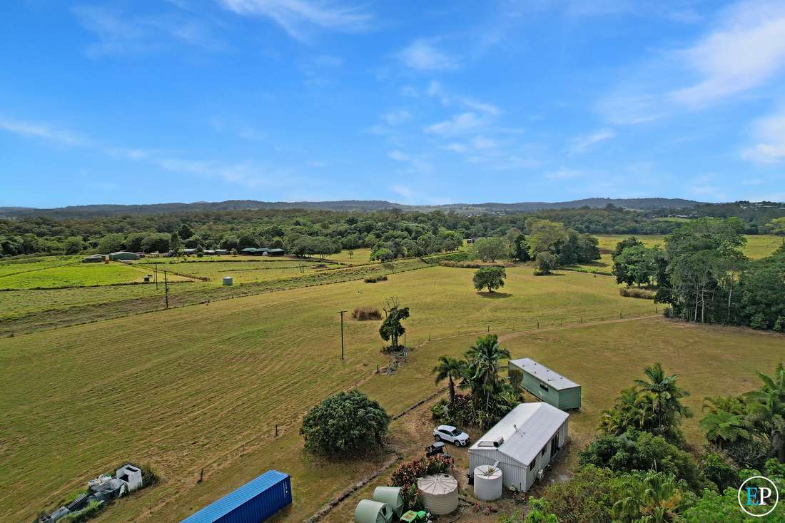 65 Davis Road, Yungaburra - Thumbnail 2