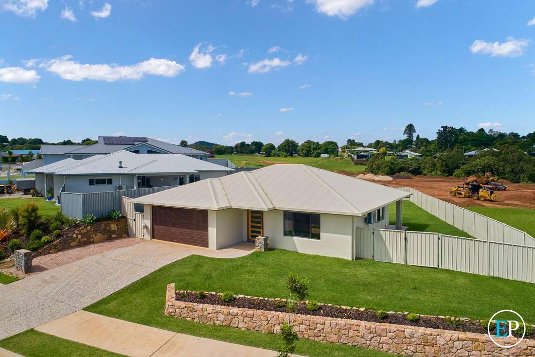 57 Rankine Avenue, Yungaburra - Thumbnail 2