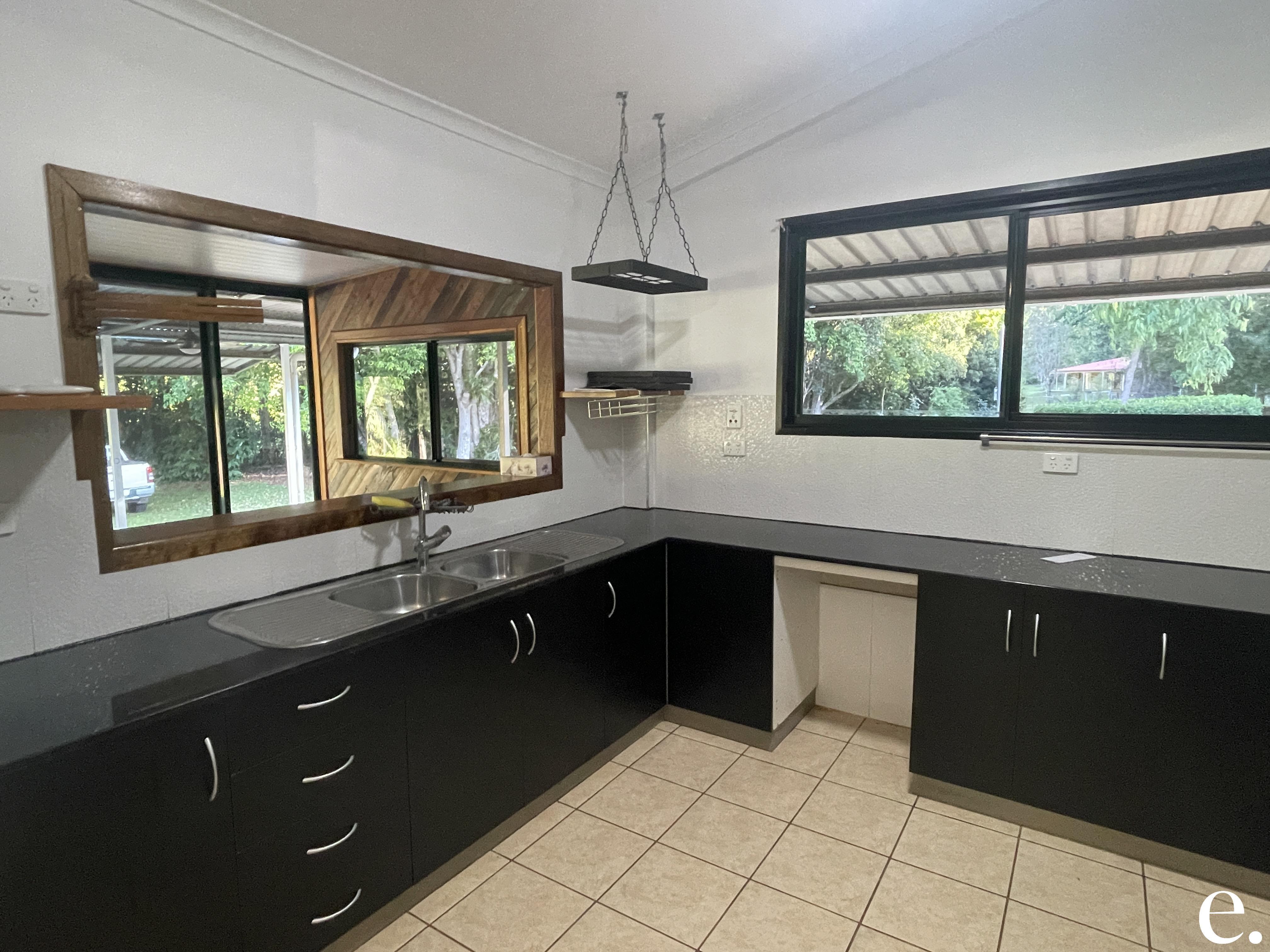 88R Russell Road West, Lake Eacham - Thumbnail 4