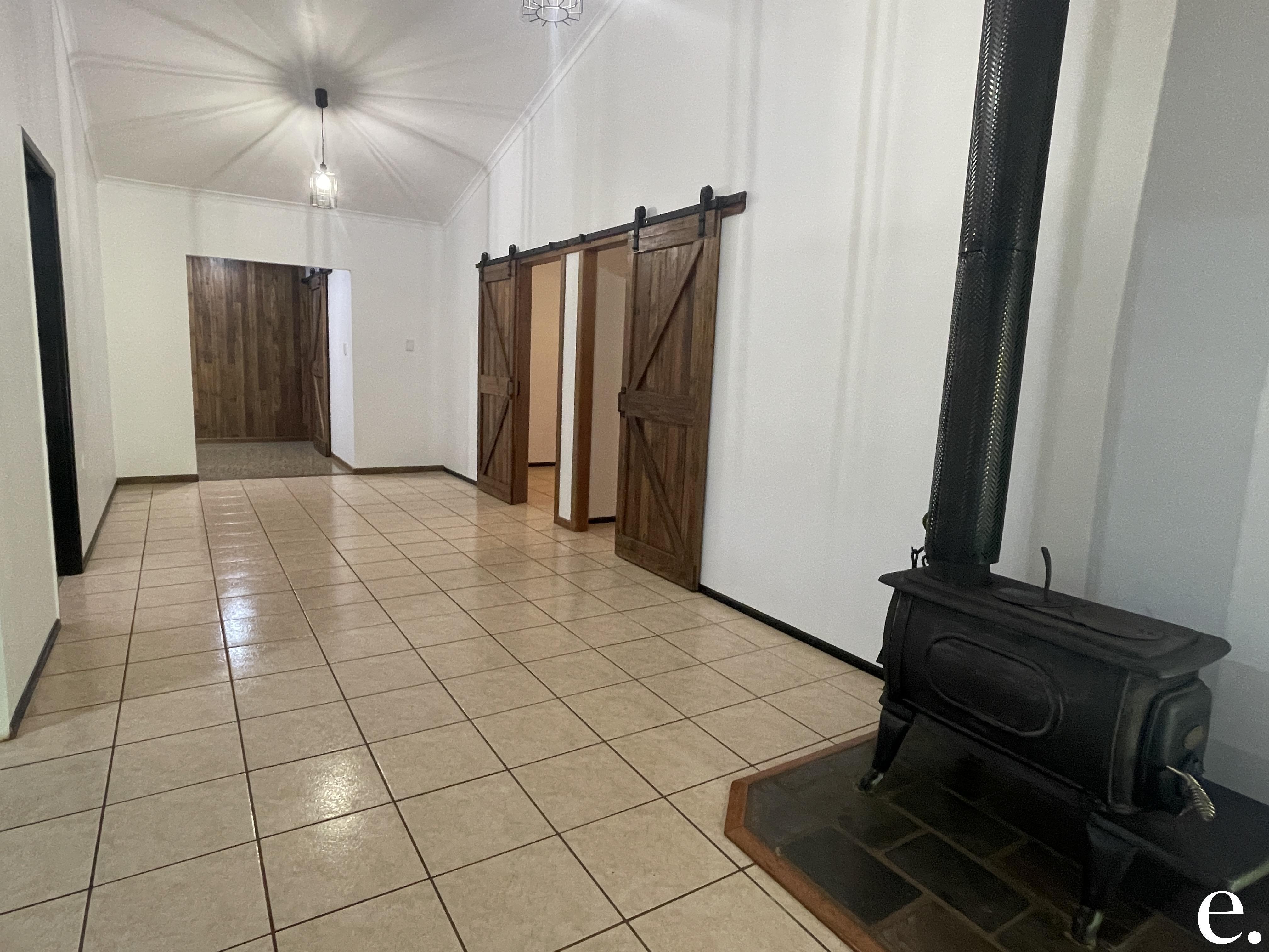 88R Russell Road West, Lake Eacham - Thumbnail 6