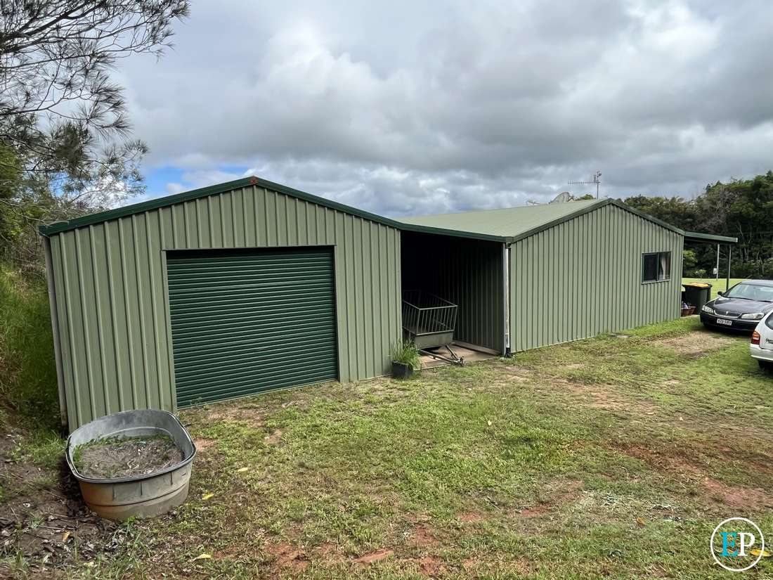 9 Andrews Road, Barrine - Thumbnail 4
