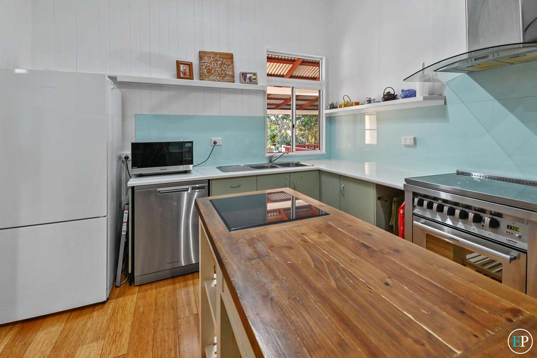 131 Robert Street, Atherton - Thumbnail 2