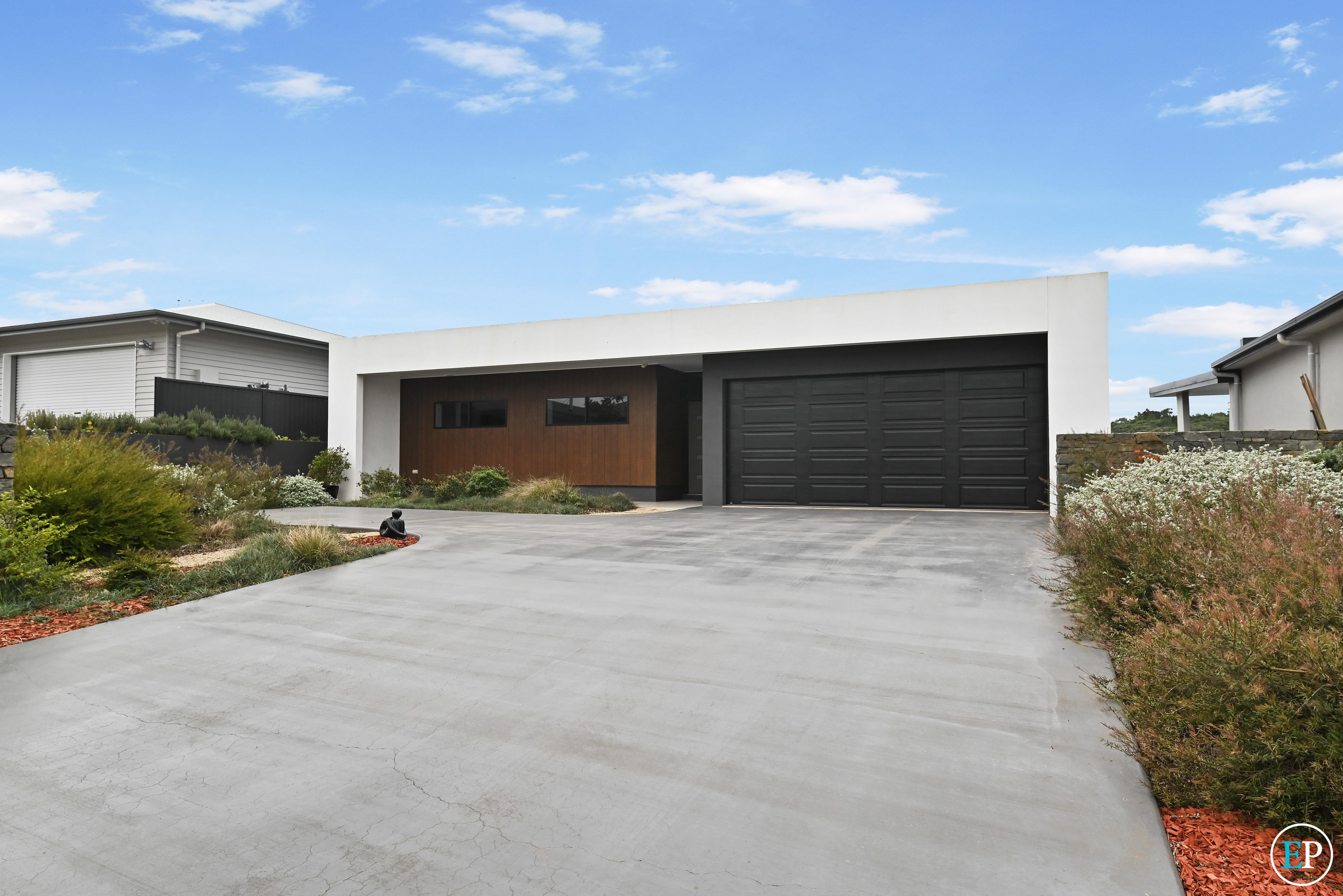 11 Waterfront Terrace, Yungaburra - Thumbnail 3