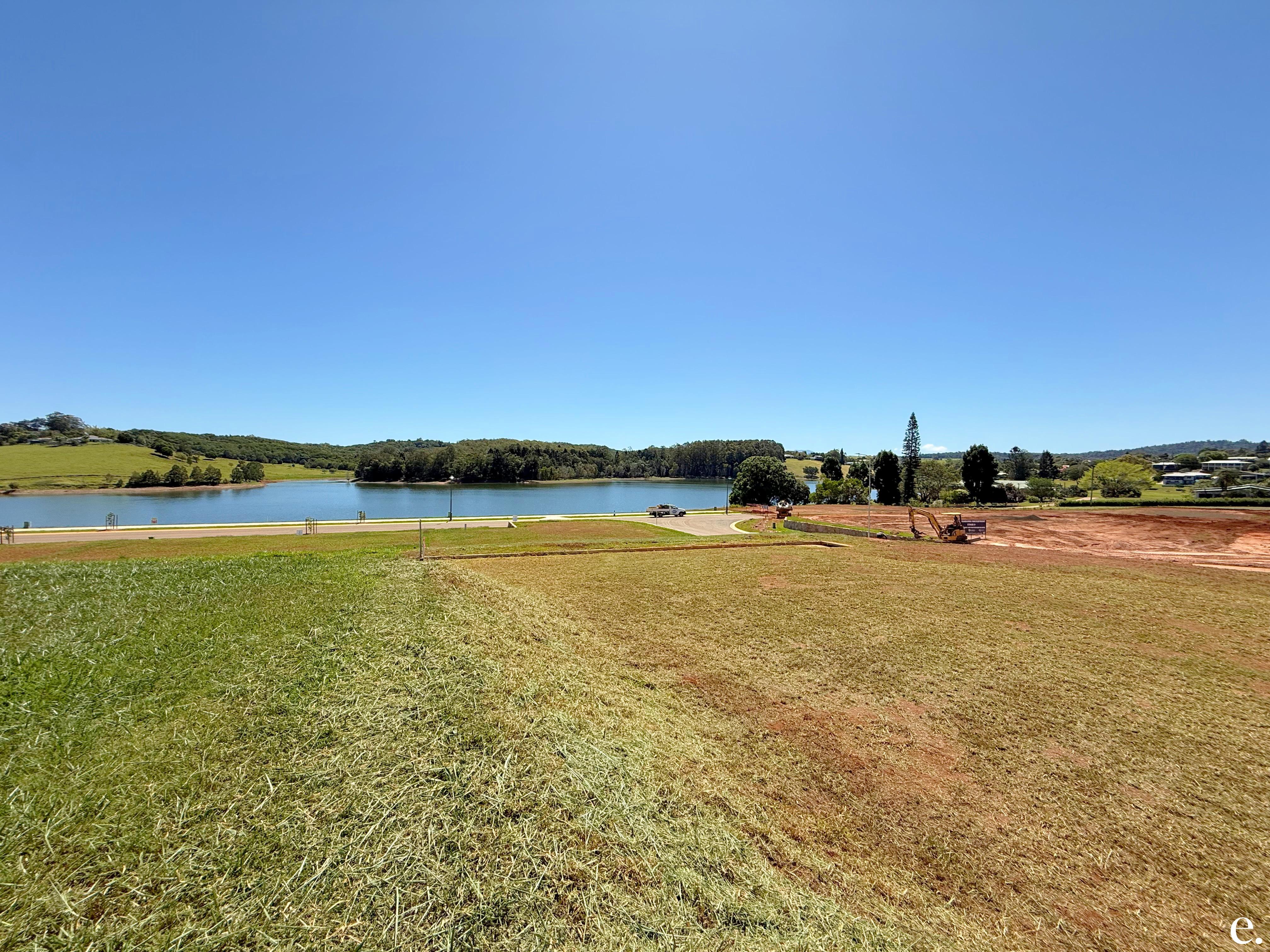 27 Lakefront Boulevard, Yungaburra - Thumbnail 8