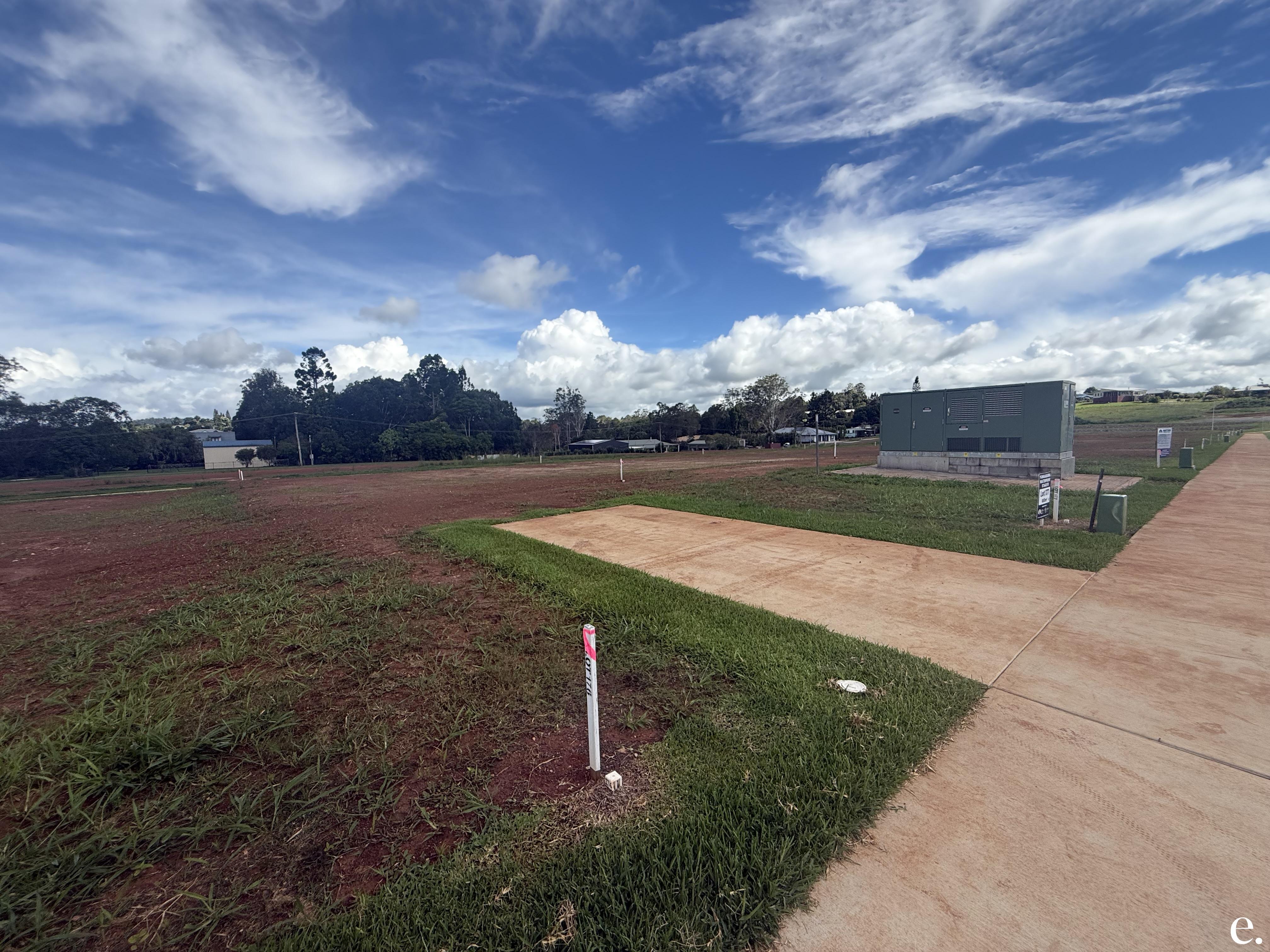 Lakeshore Court, Yungaburra - Thumbnail 3