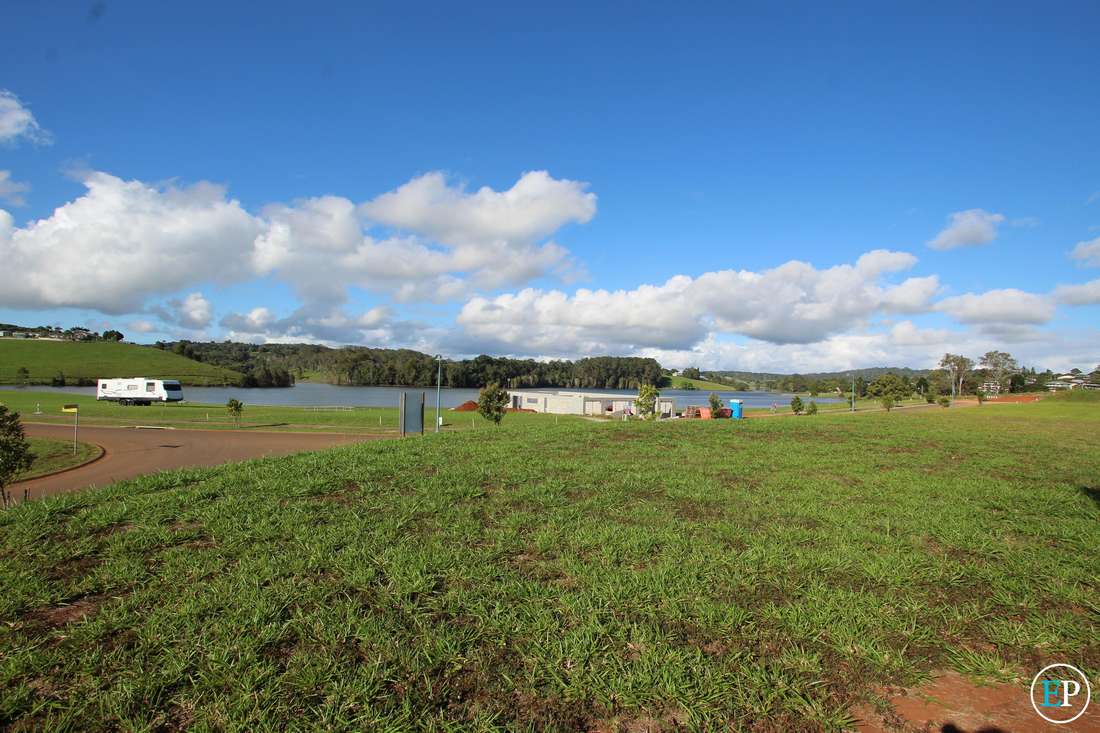 16 Waterfront Terrace, Yungaburra - Thumbnail 3