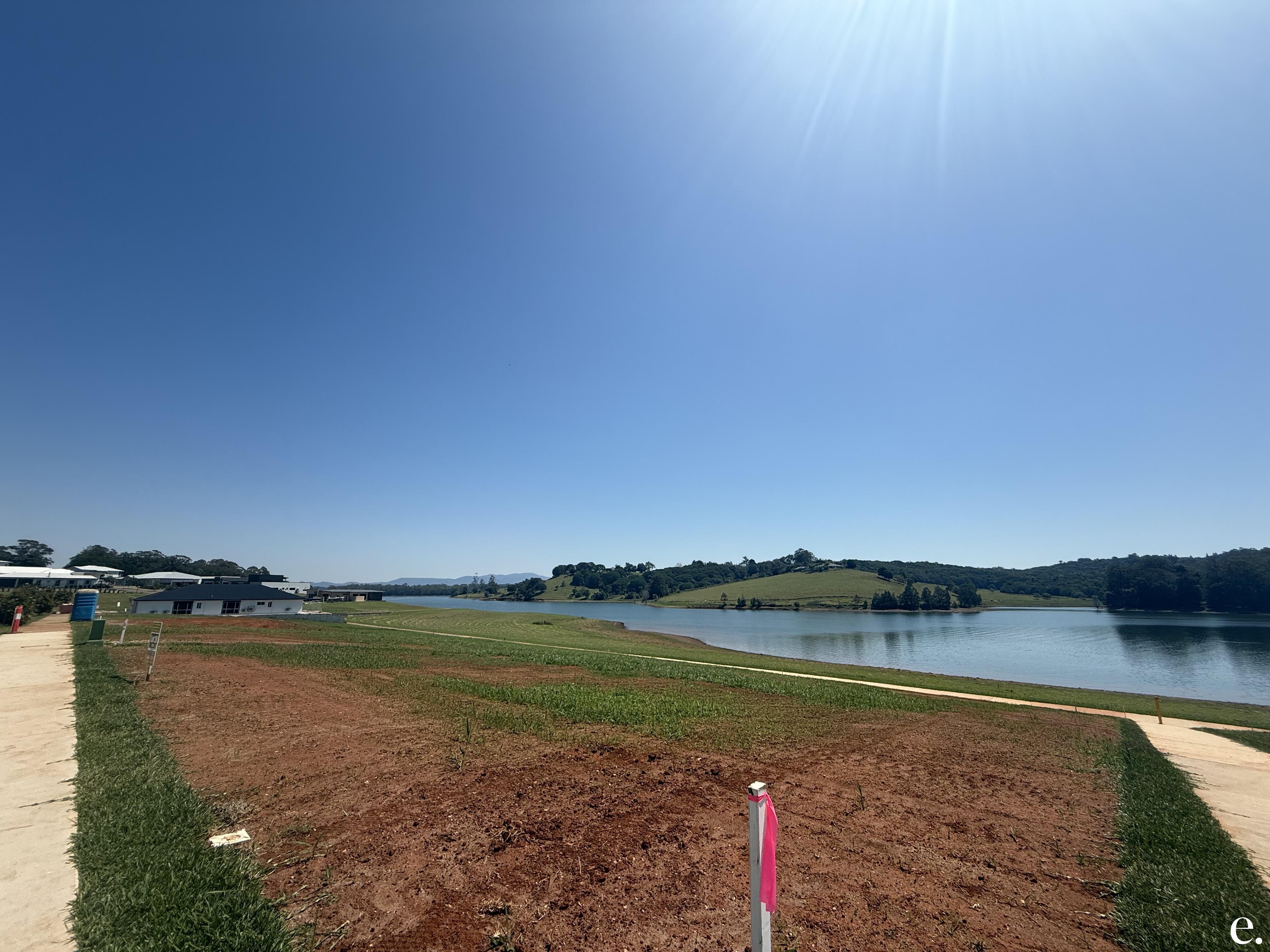 Waterfront Terrace, Yungaburra - Thumbnail 4