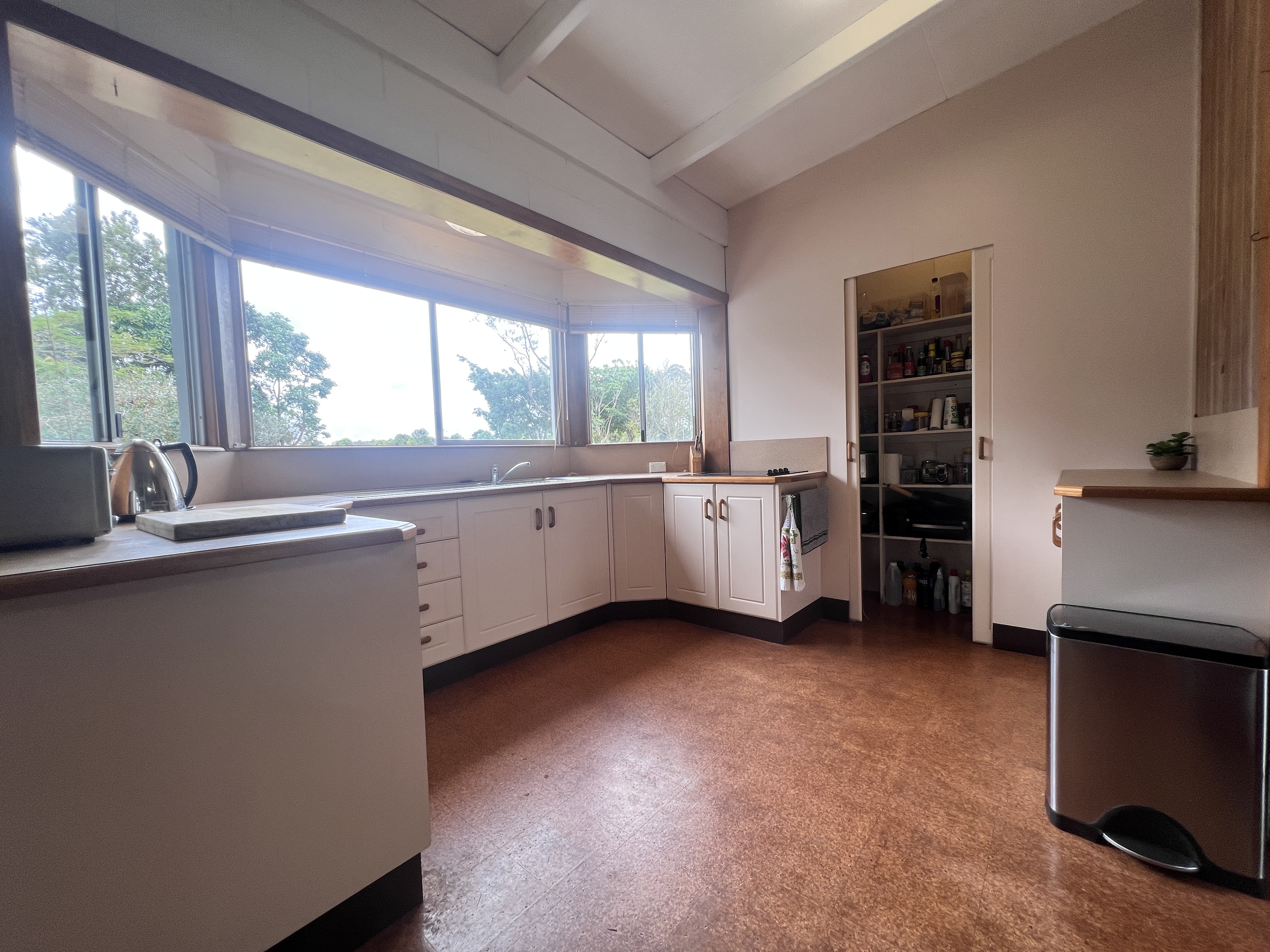 17 Lakeside Drive, Yungaburra - Thumbnail 2