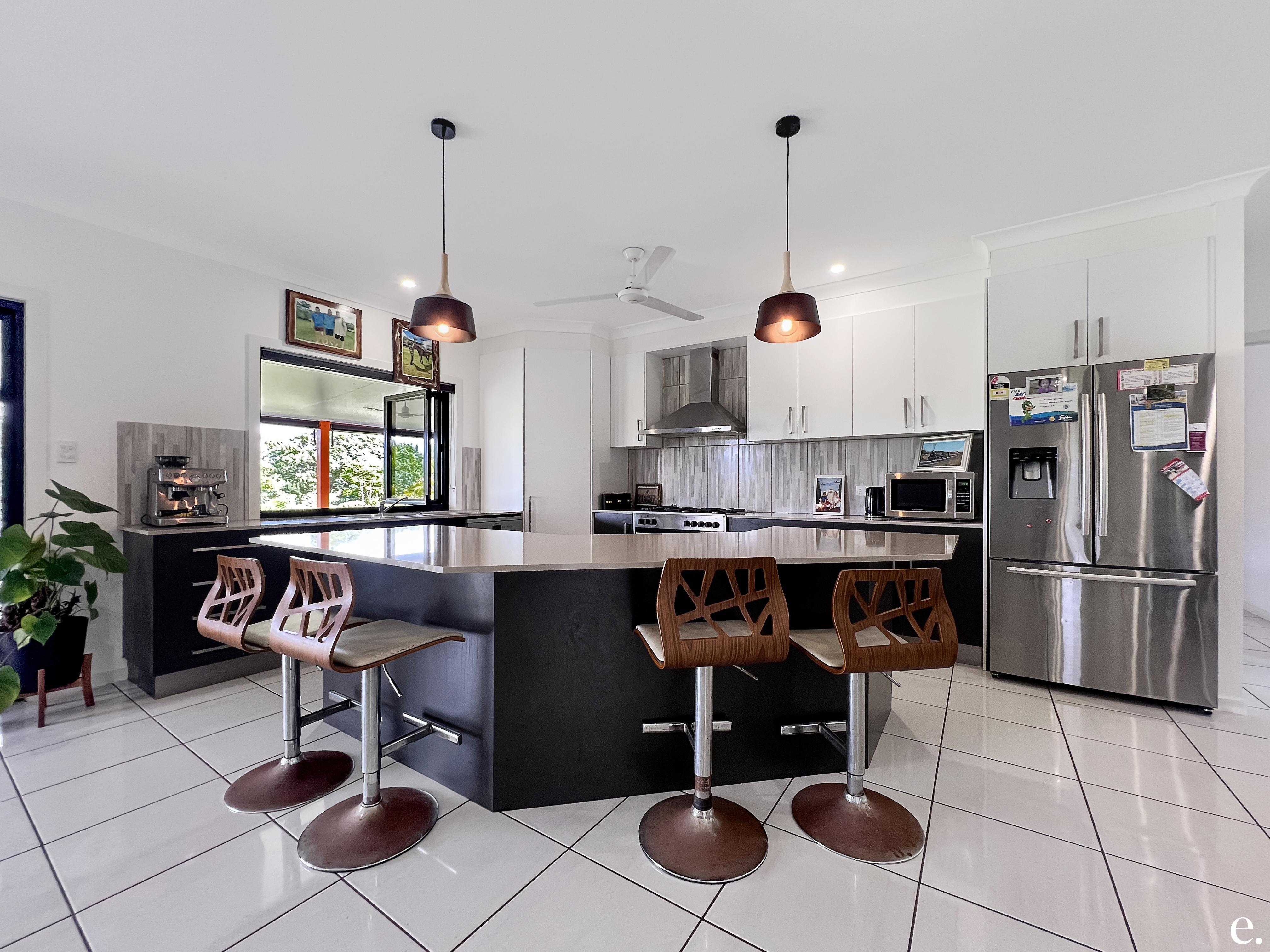 74 Angelita Close, Peeramon - Thumbnail 5