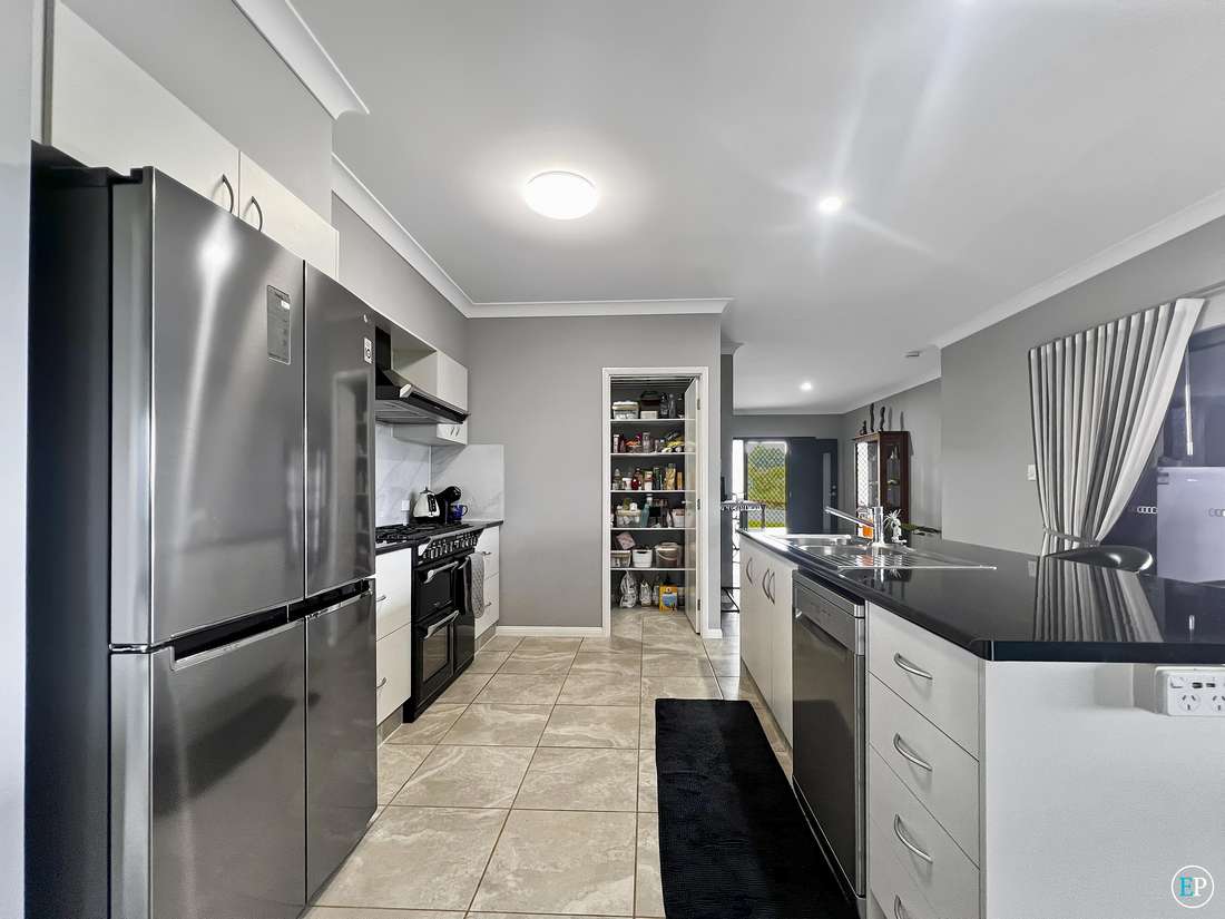 7 Lynne Road, Peeramon - Thumbnail 8