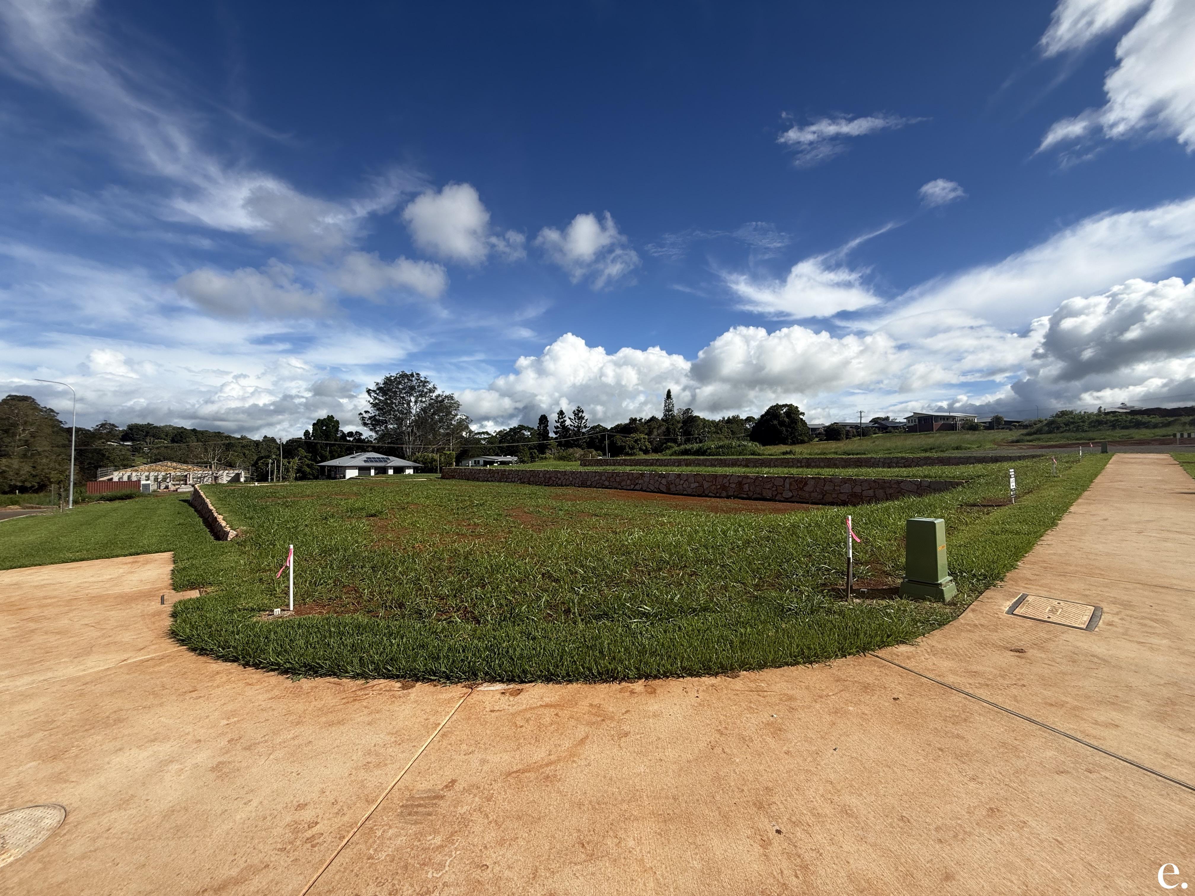 Lakeshore Court, Yungaburra - Thumbnail 3