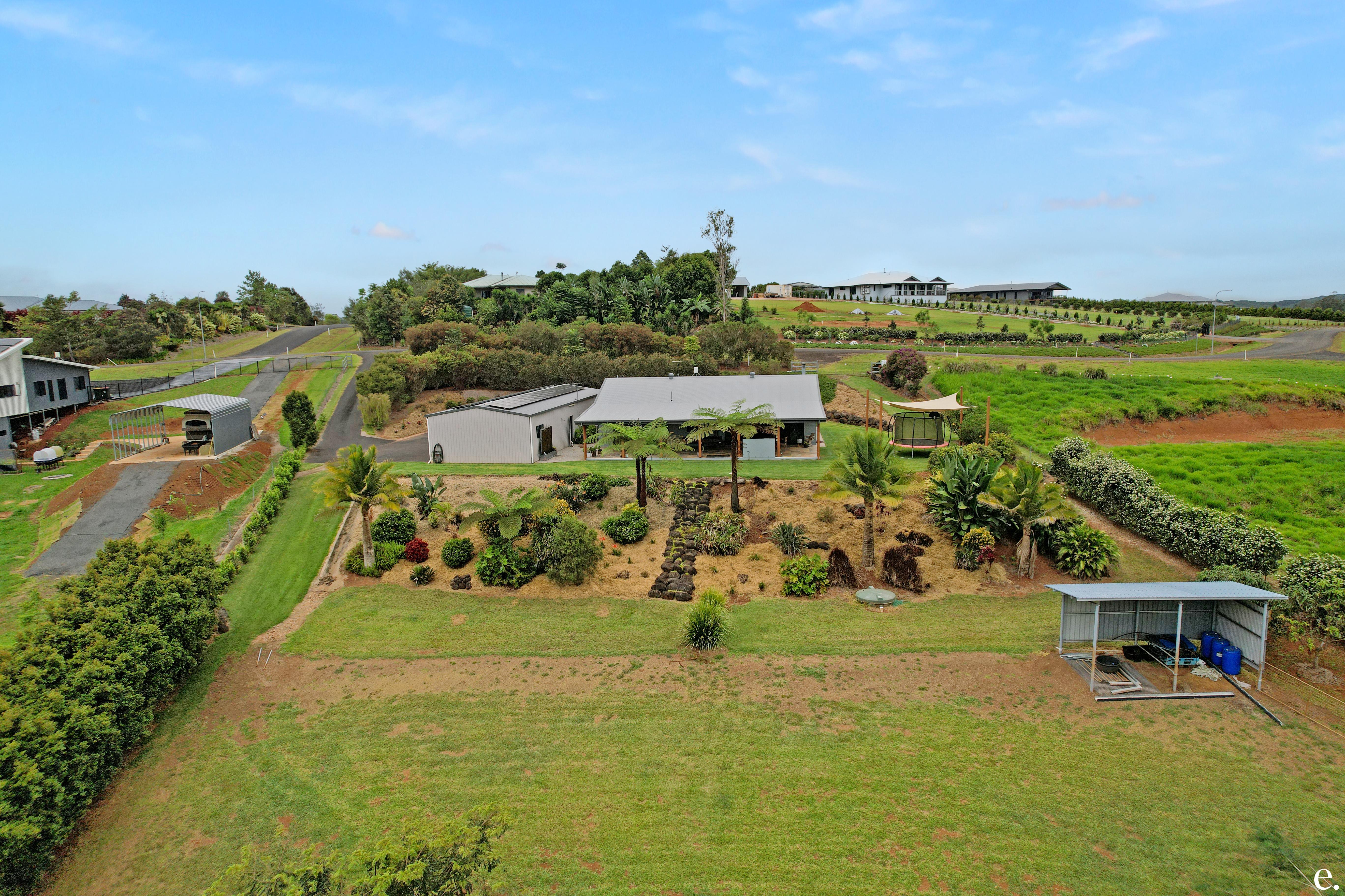 74 Angelita Close, Peeramon - Thumbnail 2