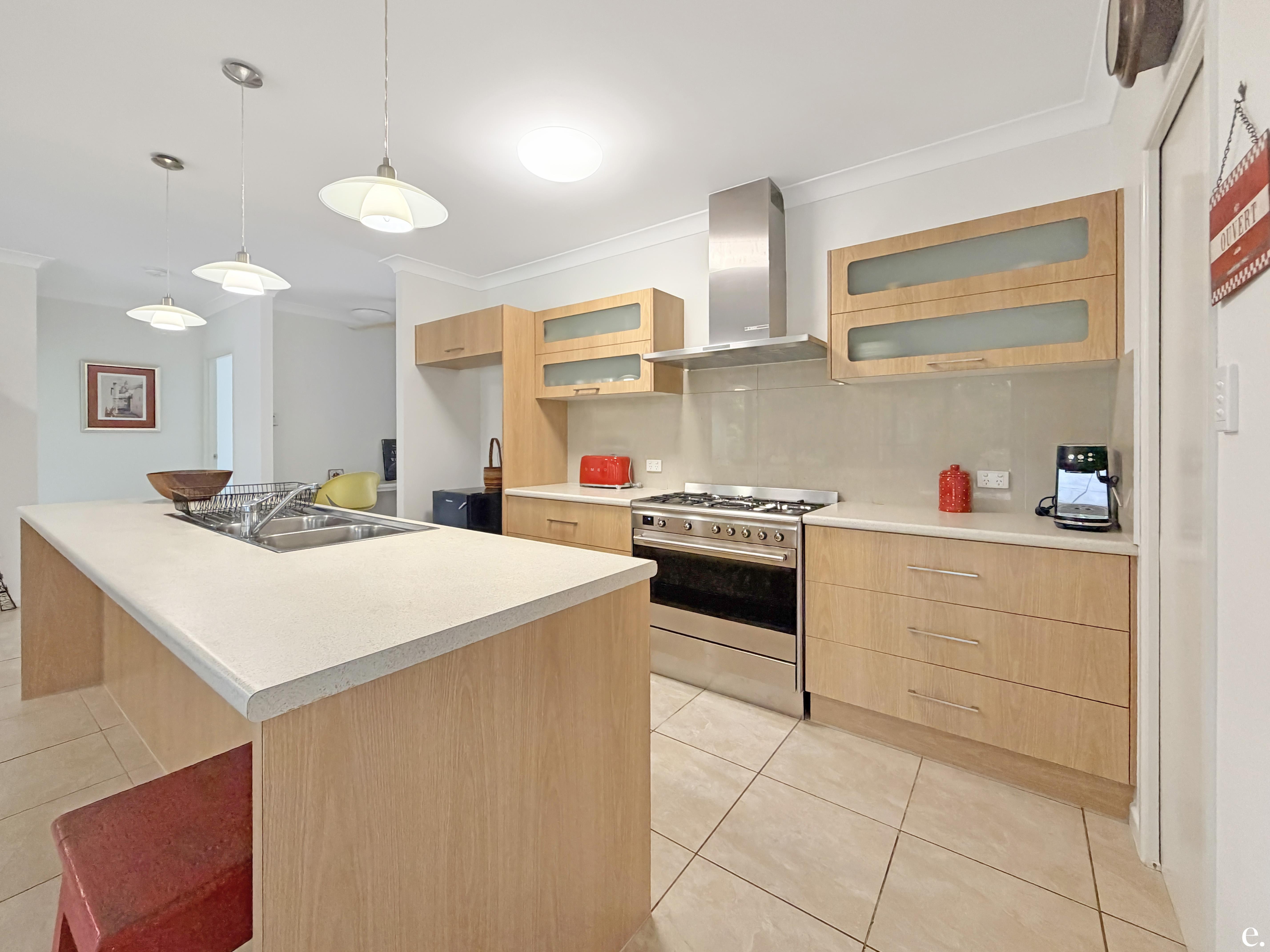 6 Cassowary Close, Lake Eacham - Thumbnail 5