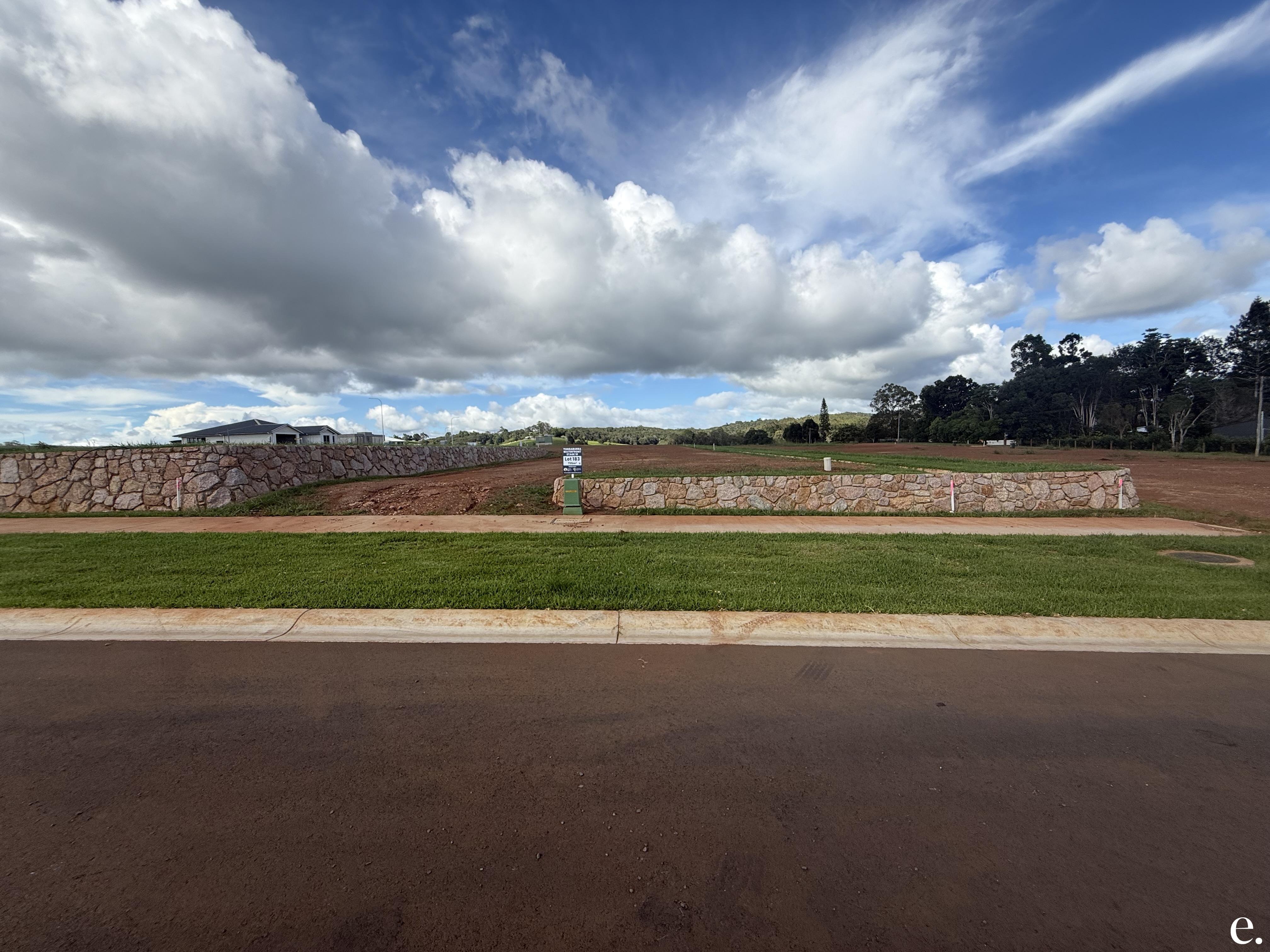 Lakeshore Court, Yungaburra - Thumbnail 3