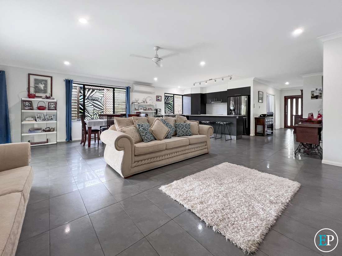 33 Carrington Road, Carrington - Thumbnail 4