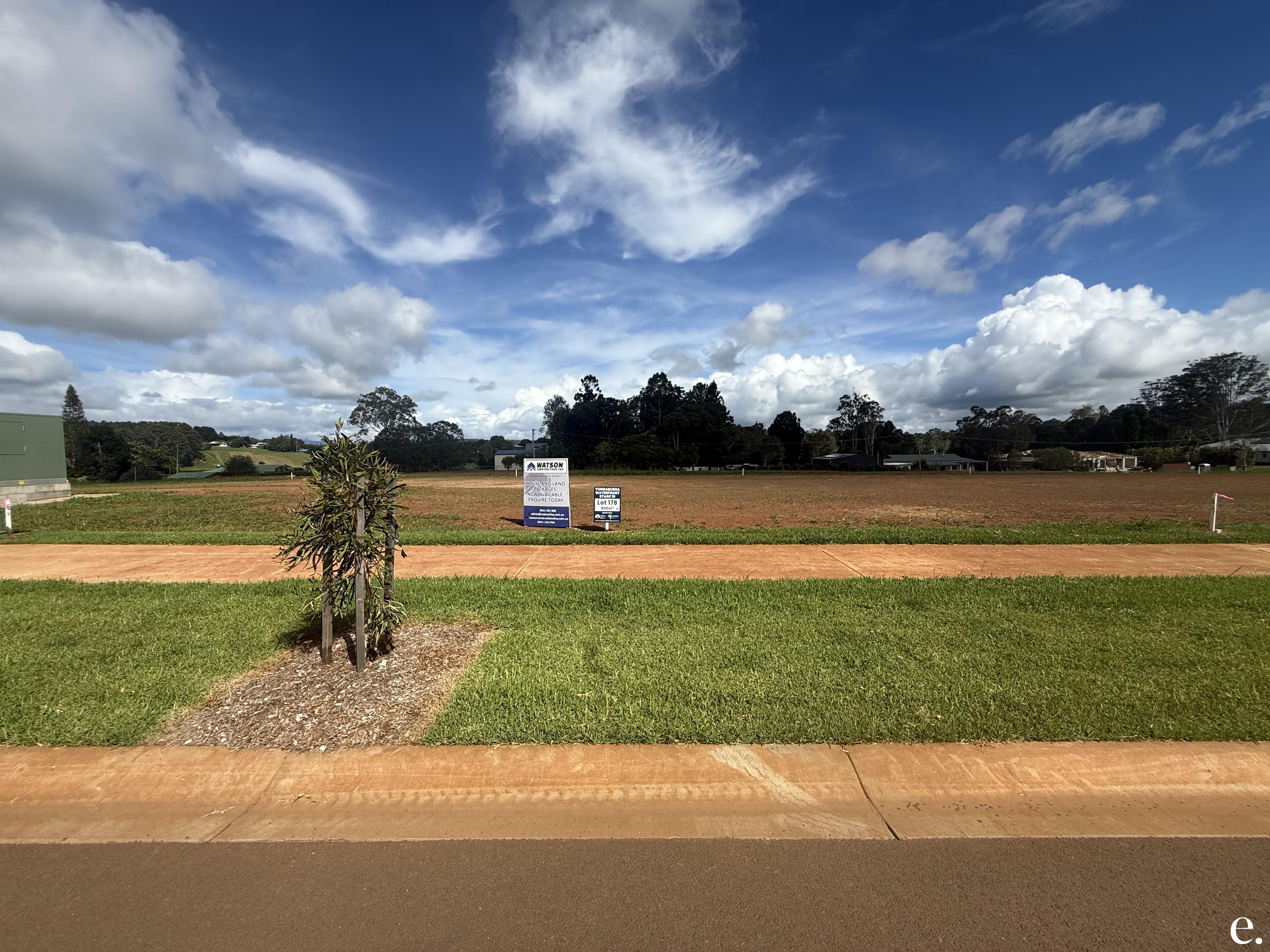 Lakeshore Court, Yungaburra - Thumbnail 2