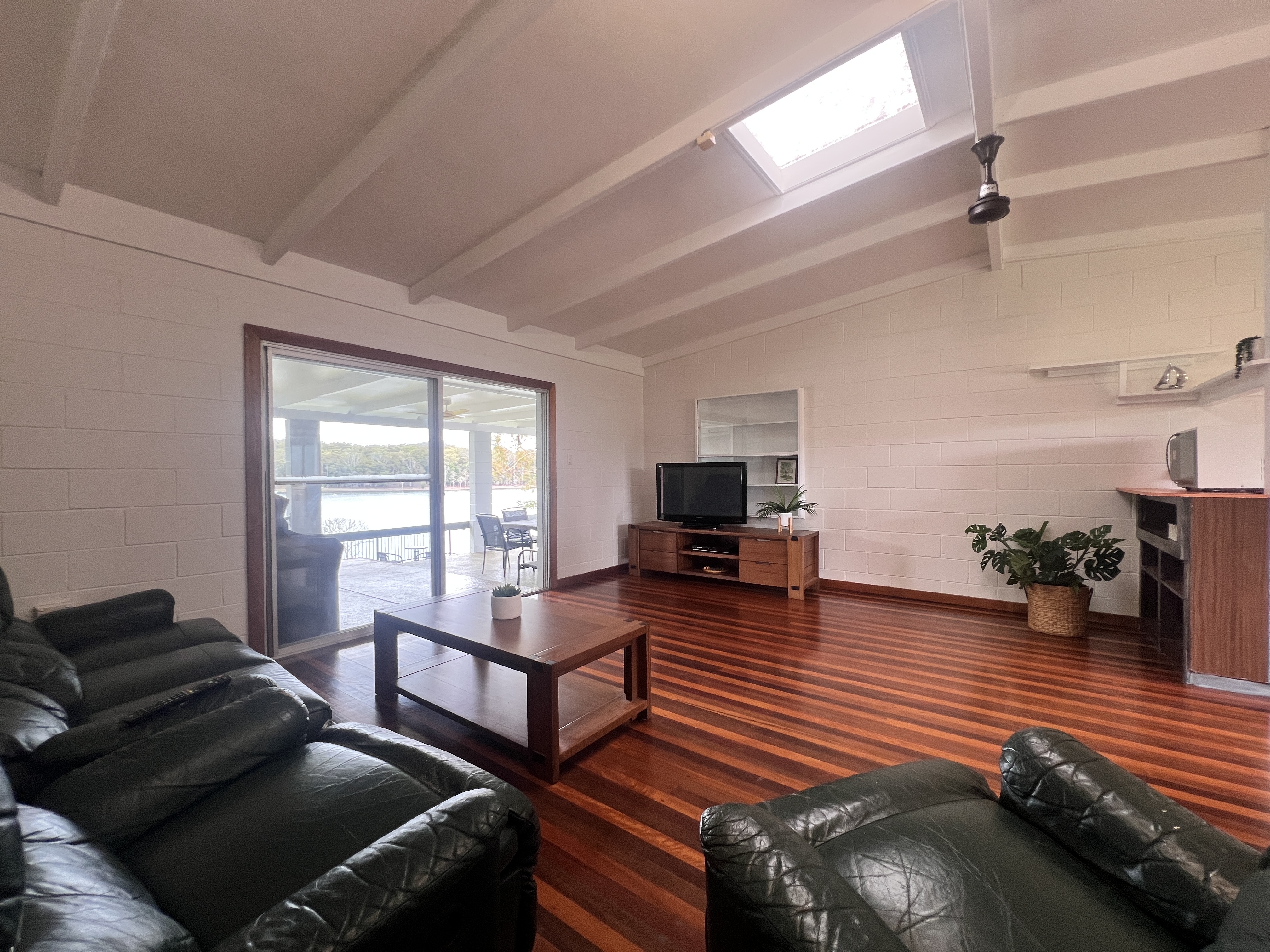 17 Lakeside Drive, Yungaburra - Thumbnail 3
