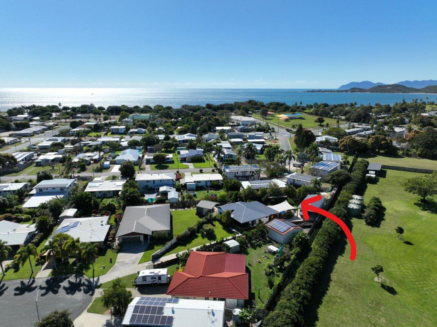 2 Peters Place, Bowen - Thumbnail 3