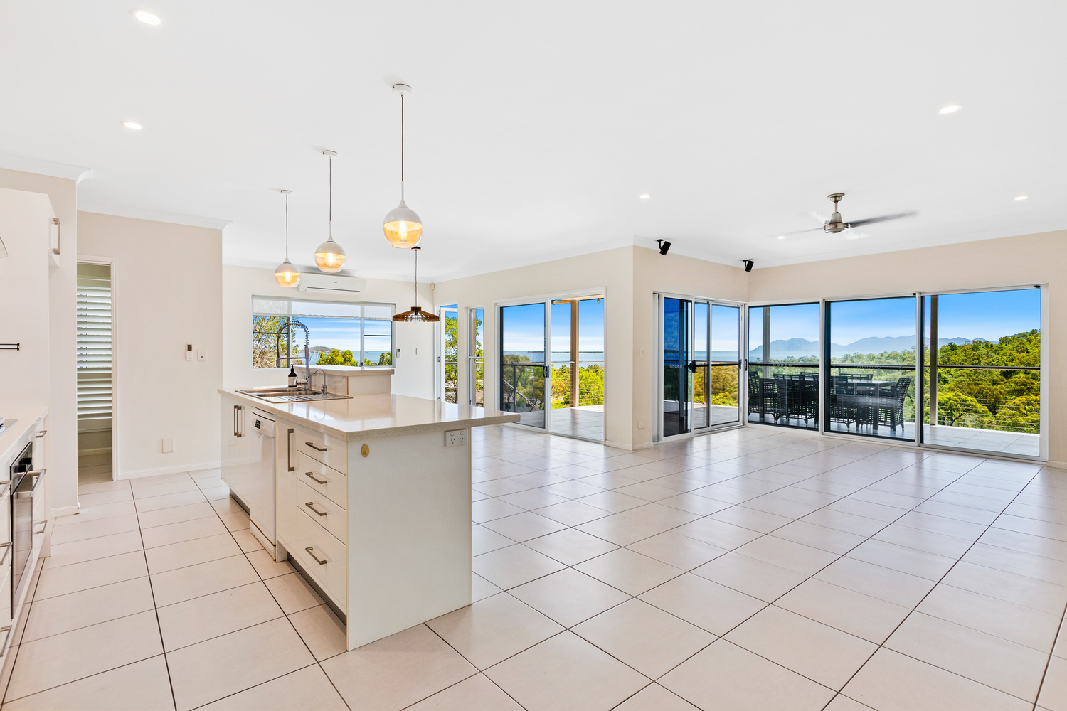 14 Grandview Terrace, Bowen - Thumbnail 4