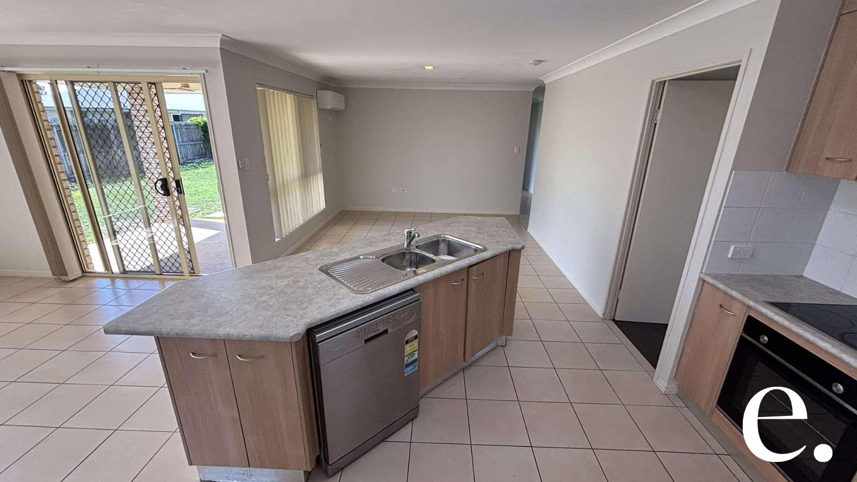 26 Dawson Avenue, Thabeban - Thumbnail 7