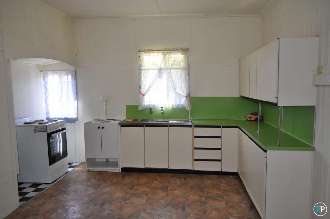 385 Bourbong Street, Millbank - Thumbnail 3