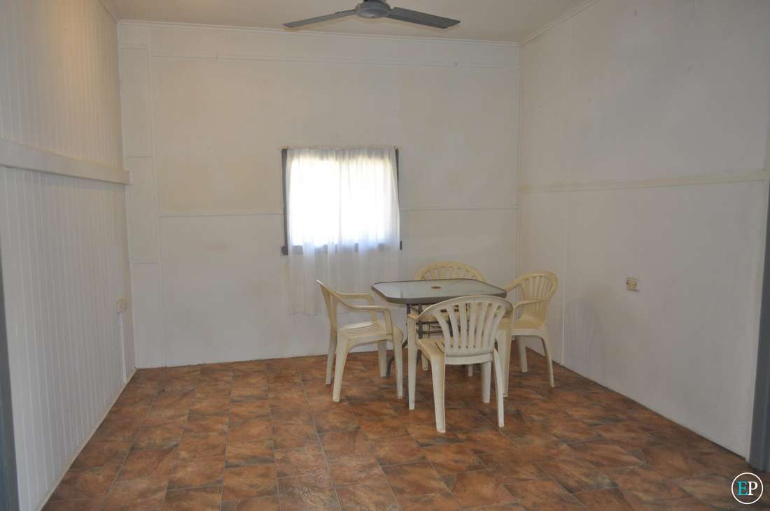 385 Bourbong Street, Millbank - Thumbnail 4