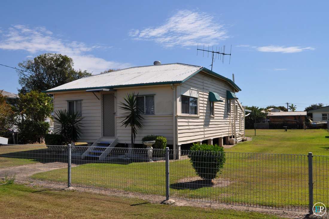 385 Bourbong Street, Millbank - Image 1