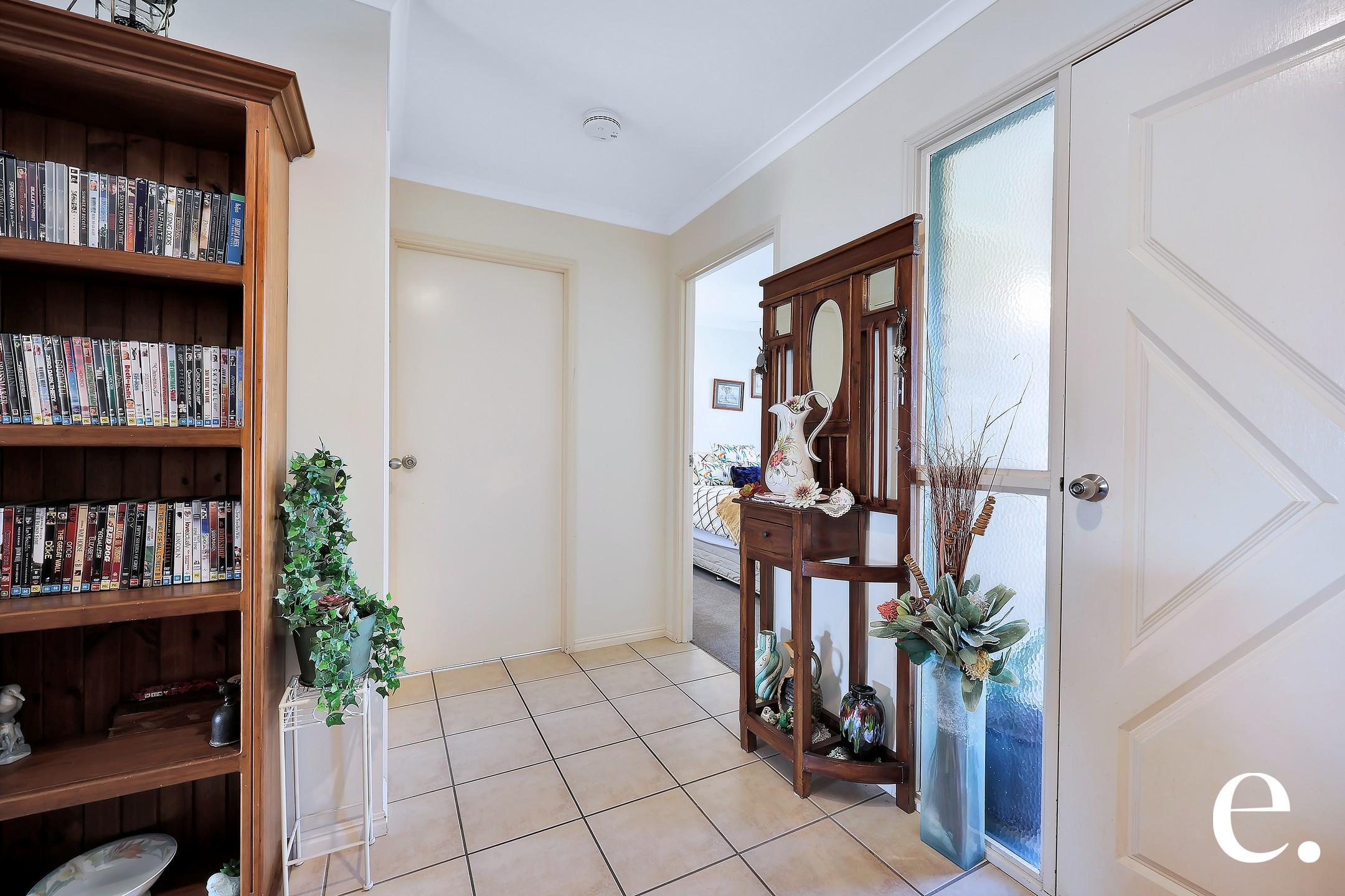 44 Paradise Avenue, Thabeban - Thumbnail 2