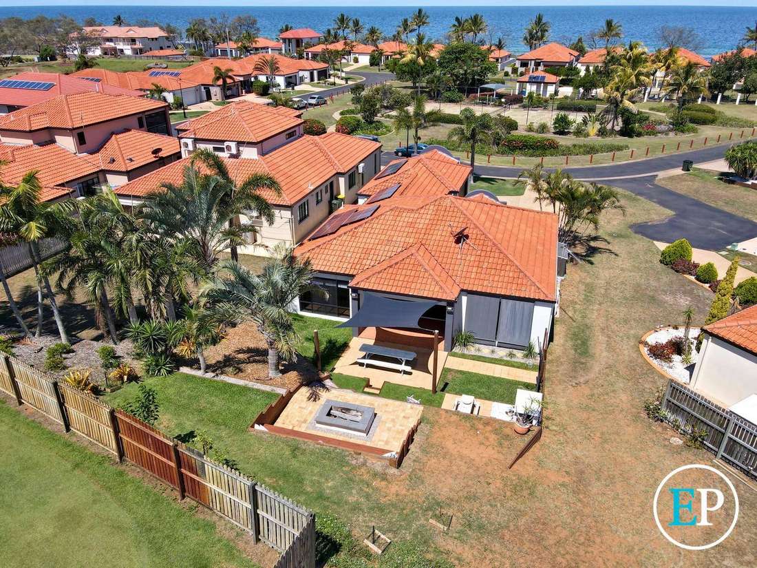 20 Chantelle Circuit, Coral Cove - Image 1