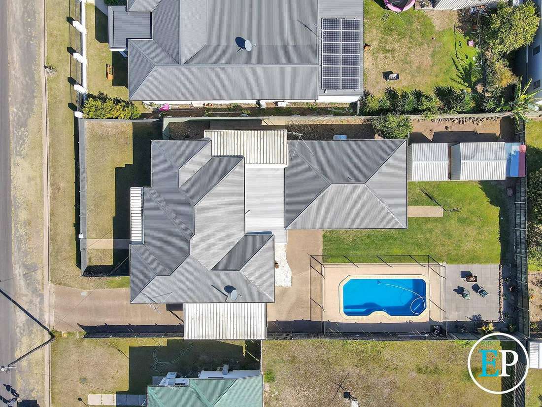 16 Brown Street, Norville - Image 1
