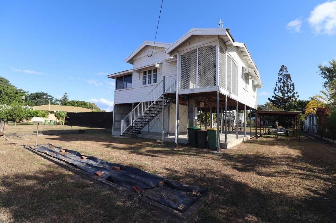 96 Tenth Avenue, Home Hill - Image 1