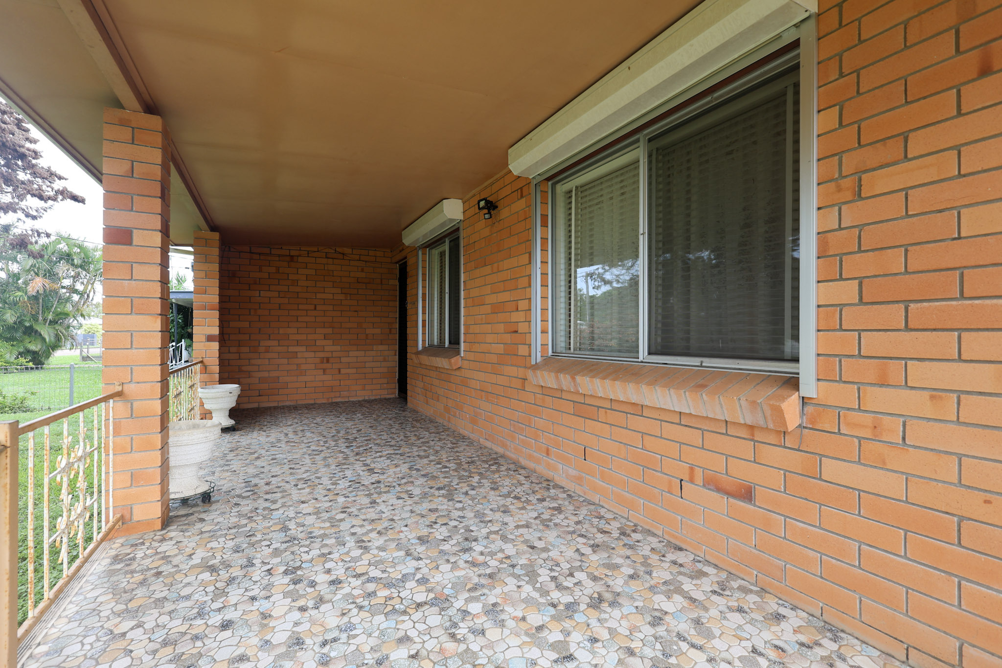 32 Richard Street, Ayr - Thumbnail 2