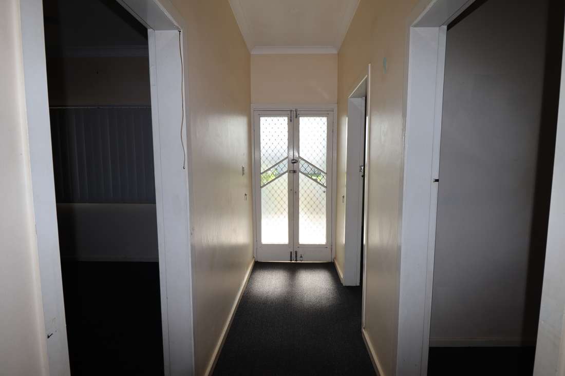 64 Fourteenth Avenue, Home Hill - Thumbnail 6