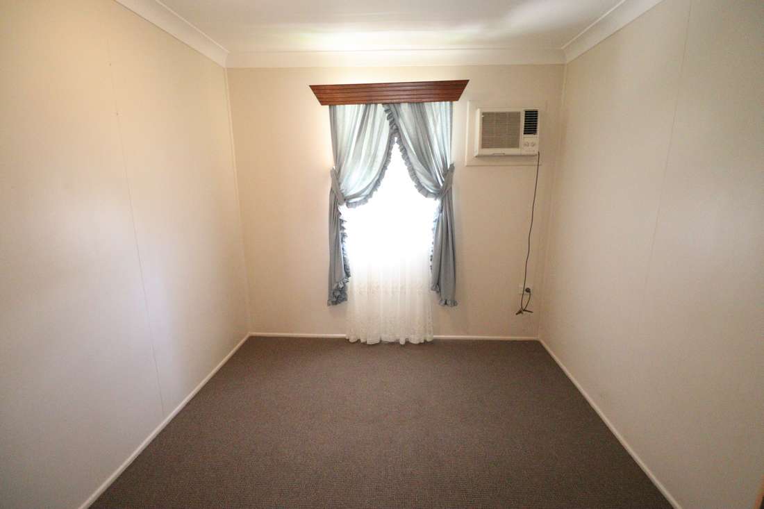 68 Macmillan Street, Ayr - Thumbnail 7