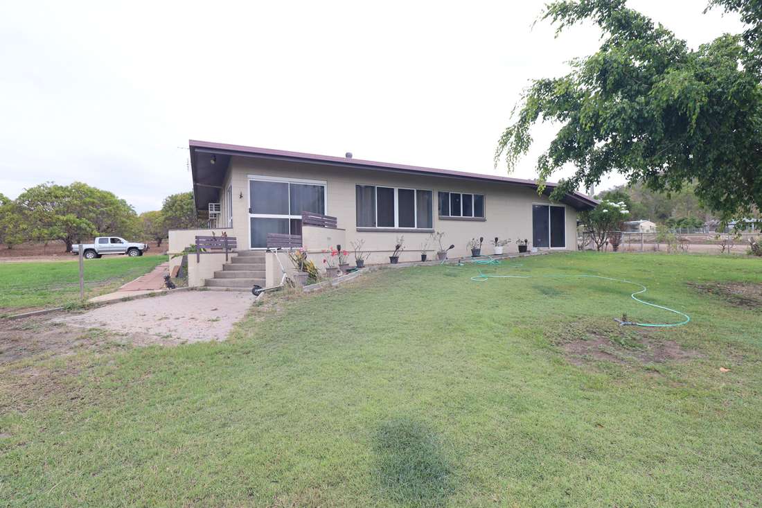135 Mount Kelly Drive, Mount Kelly - Image 1