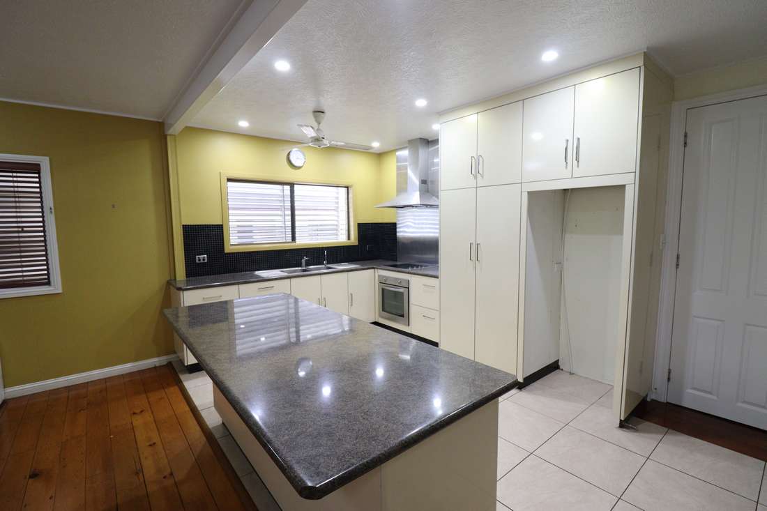9 Soper Street, Ayr - Thumbnail 4