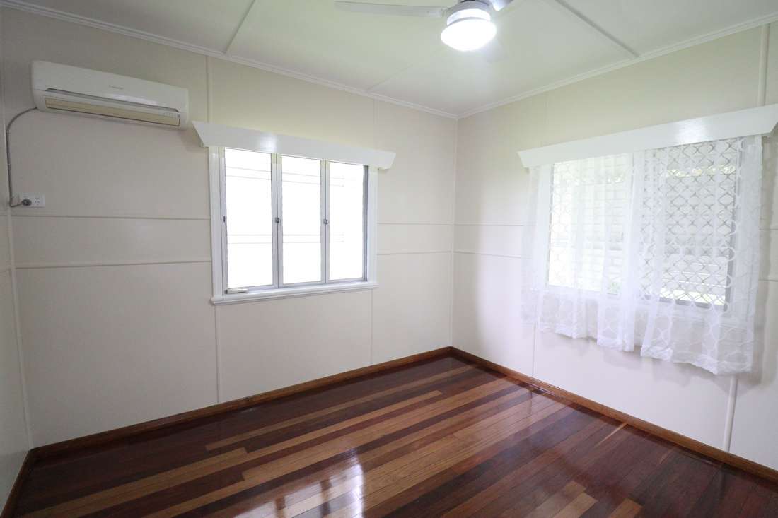 5 Phillips Street, Ayr - Thumbnail 4