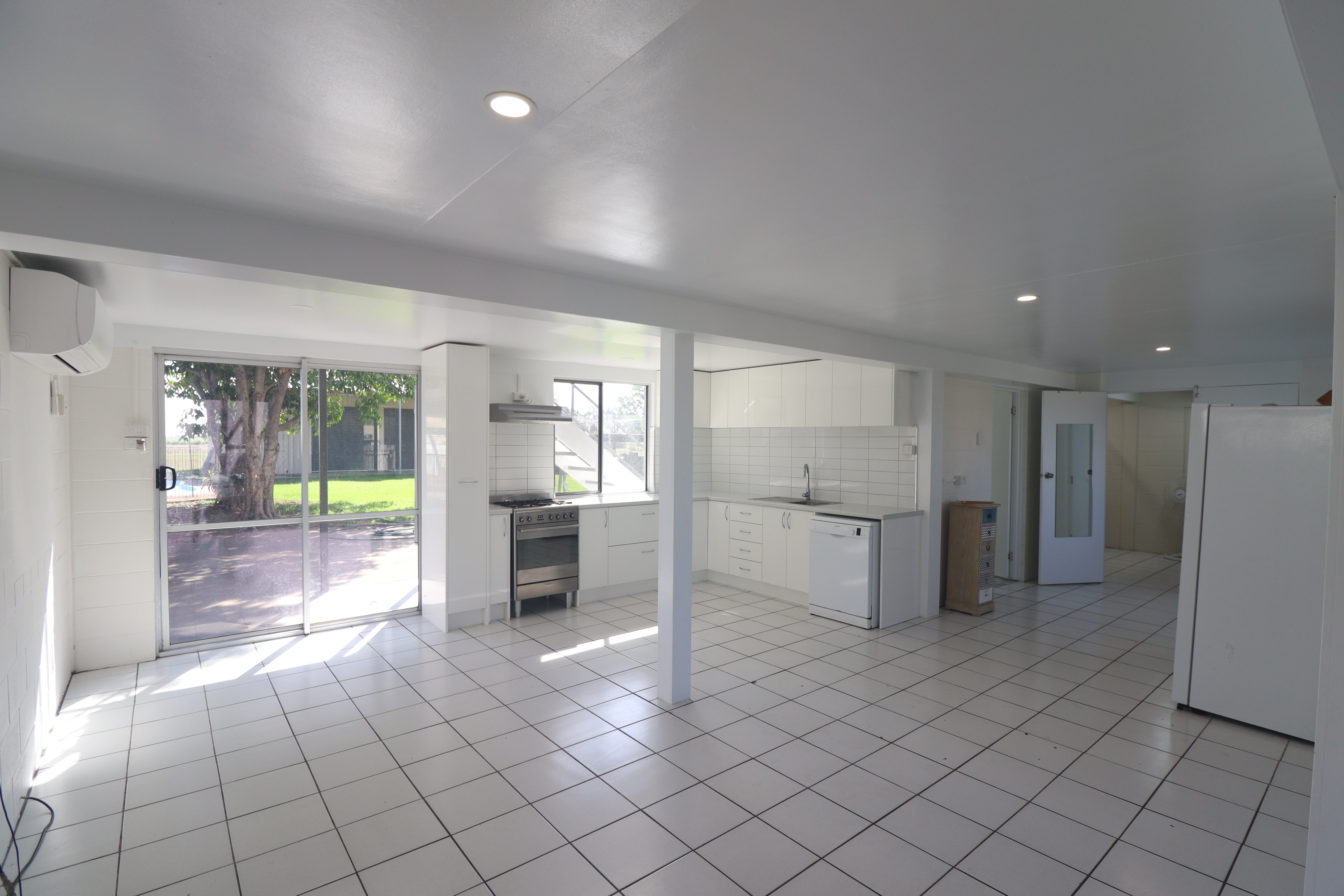 62 Third Avenue, Home Hill - Thumbnail 3