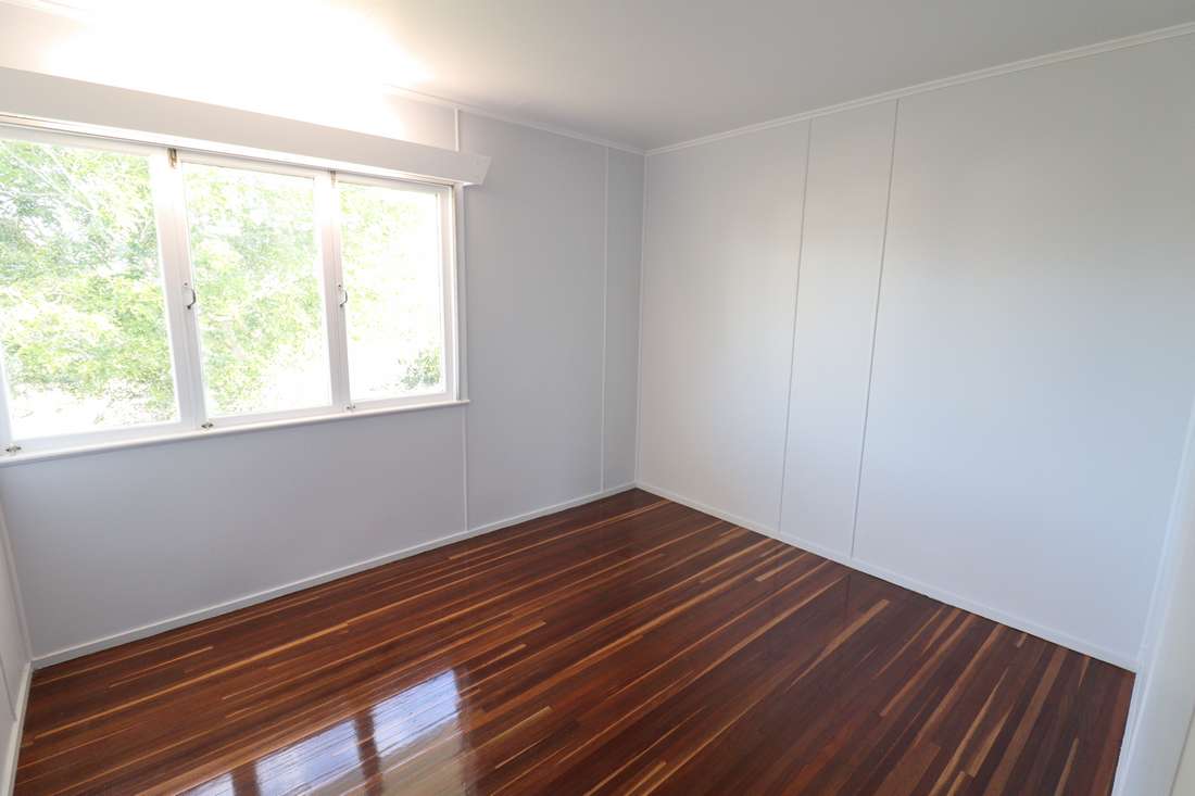 48 Mackenzie Street, Ayr - Thumbnail 4
