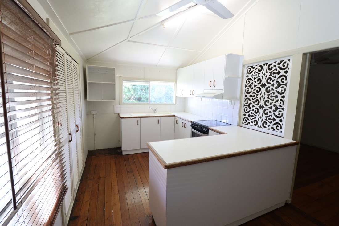 115 Ninth Avenue, Home Hill - Thumbnail 2