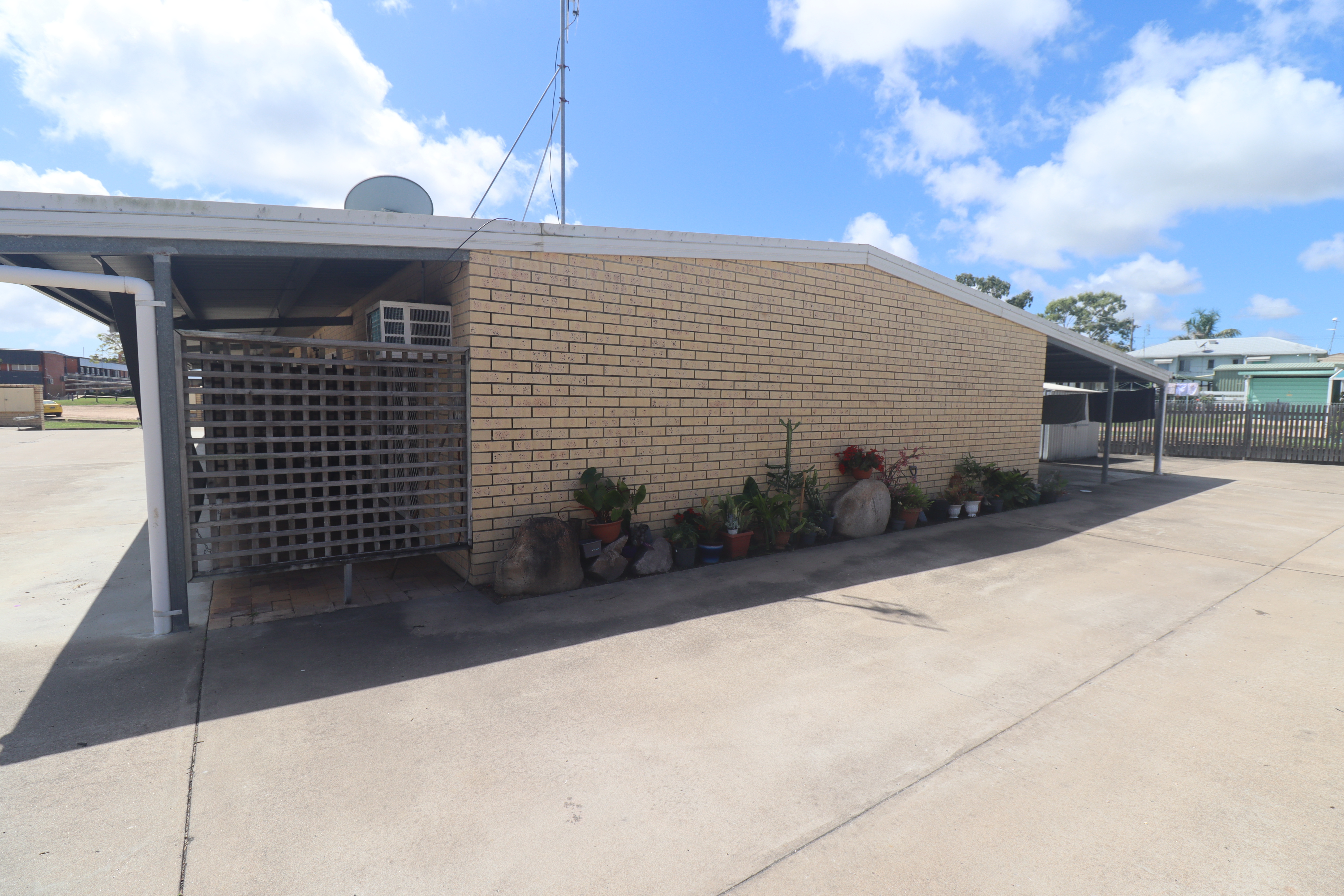 14/25-27 Conley Street, Ayr - Image 1