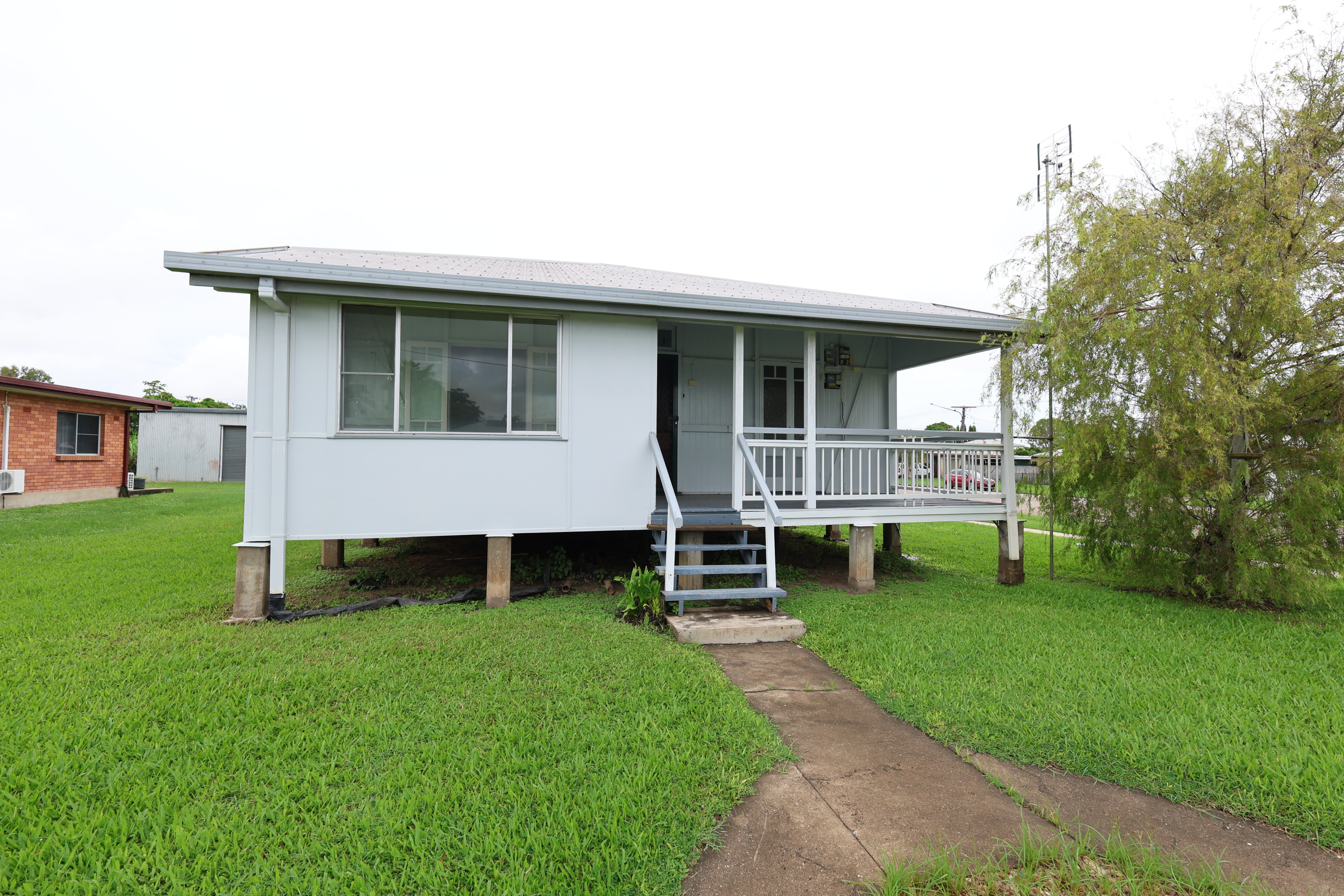 119 Twelfth Avenue, Home Hill - Image 1