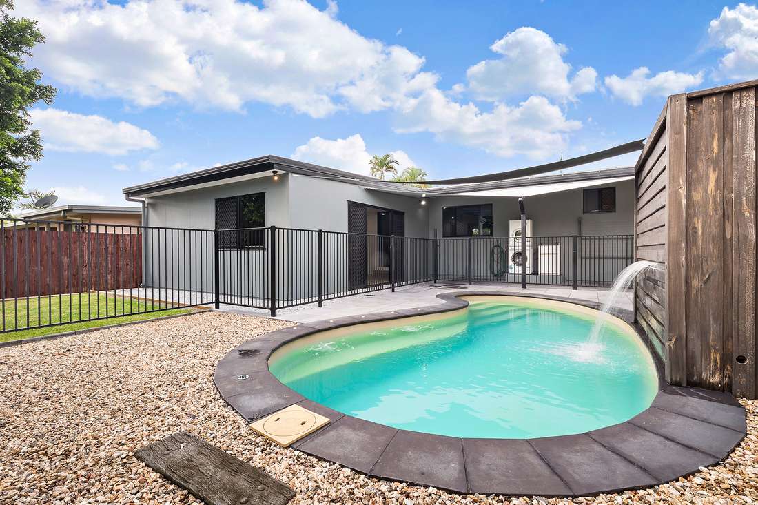 Photo 13 of 166 Toogood Road, Bayview Heights