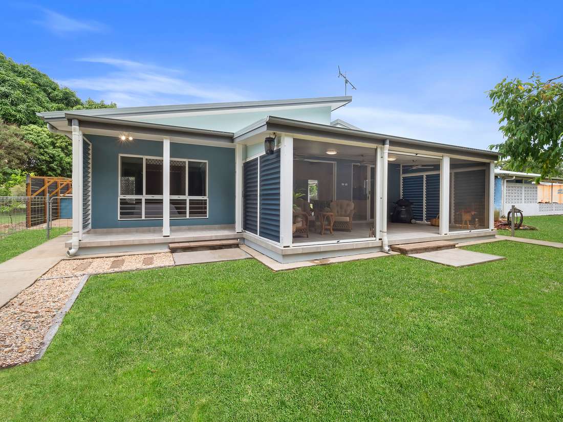 Photo 12 of 45 Inarlinga Road, Cowley Beach