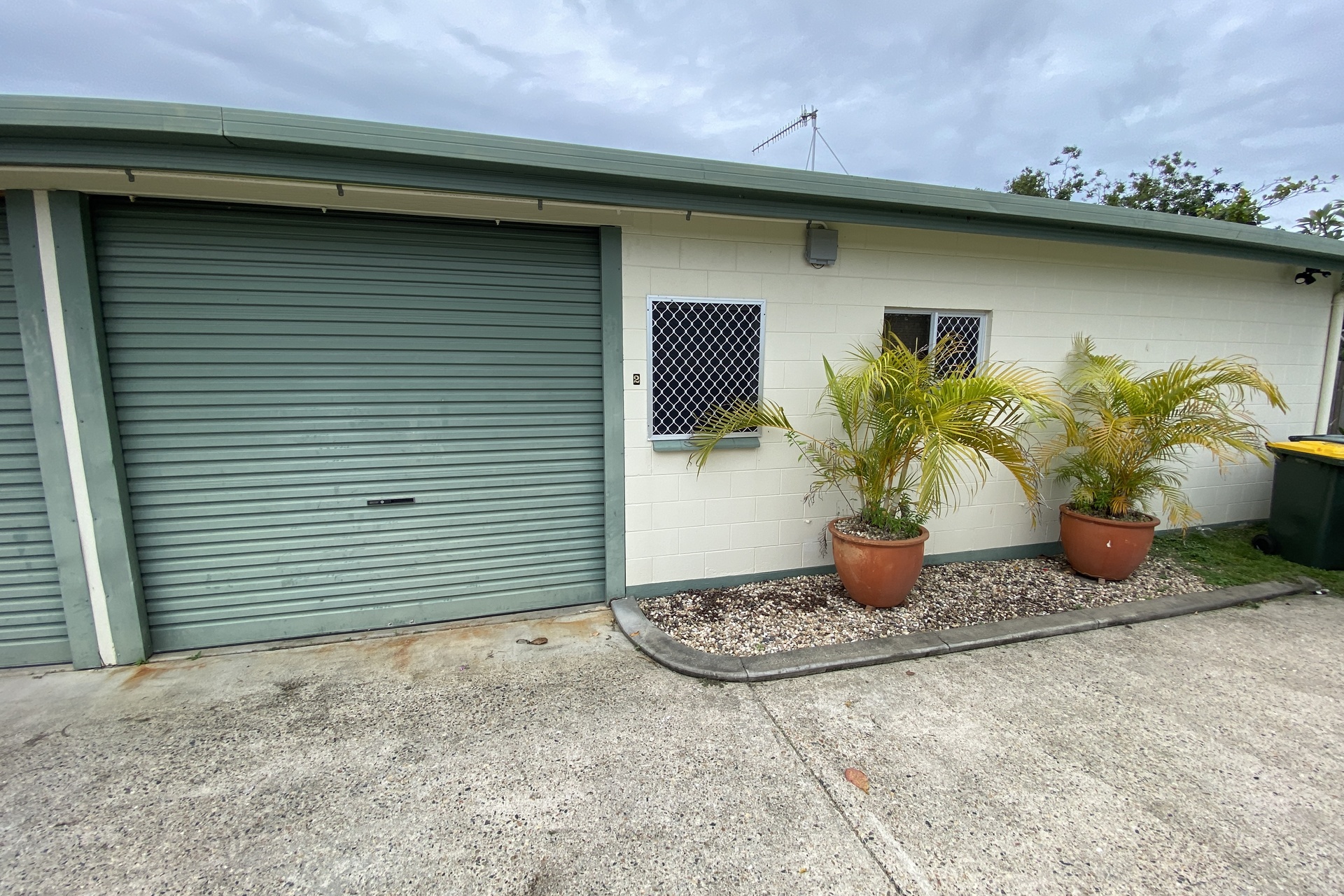 2/25 Brooks Street, Whitfield - Thumbnail 8