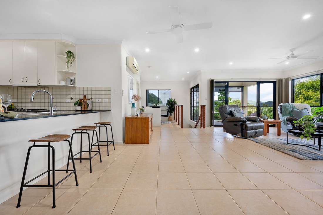 10 Birdwing Place, Caravonica - Thumbnail 2