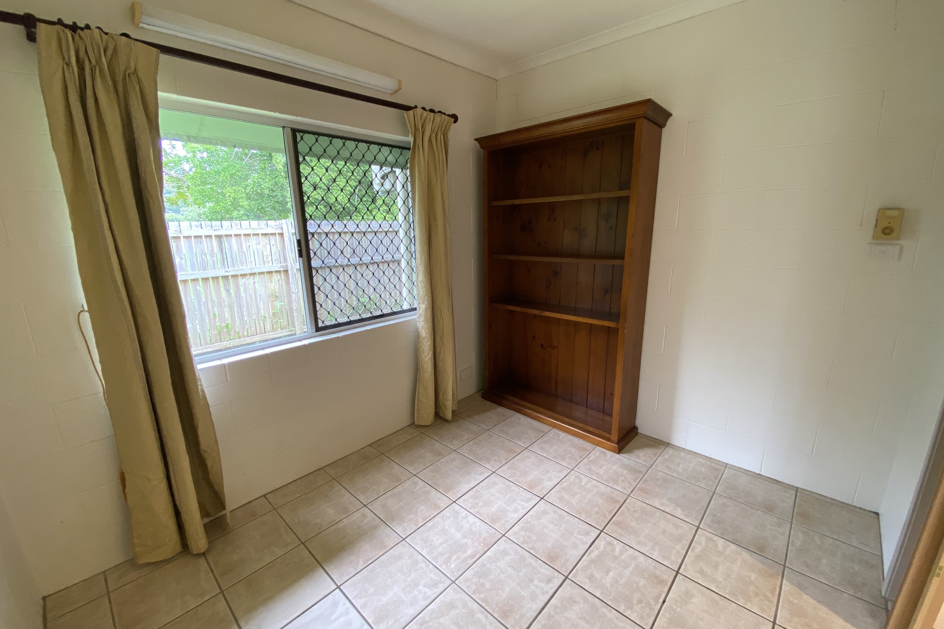 2/25 Brooks Street, Whitfield - Thumbnail 6