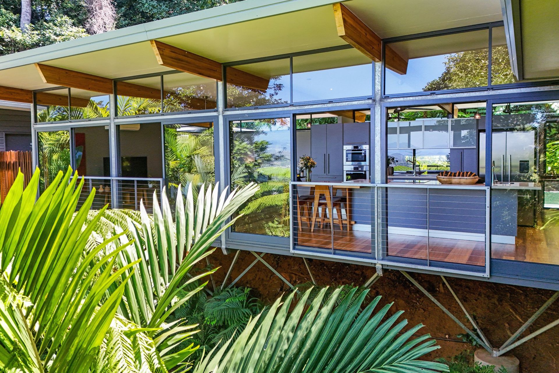 9 Planchonella Close, Edge Hill - Thumbnail 4
