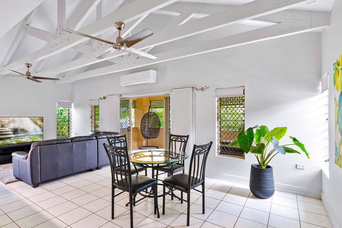 8/2-4 Springfield Crescent, Manoora - Thumbnail 2