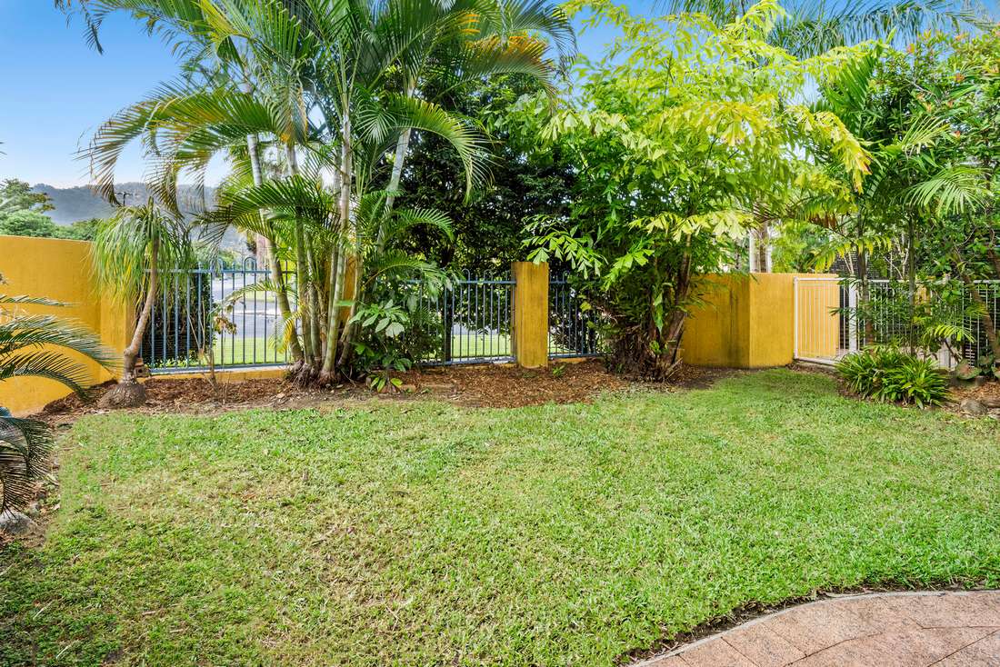 6/1 Springfield Crescent, Manoora - Thumbnail 2